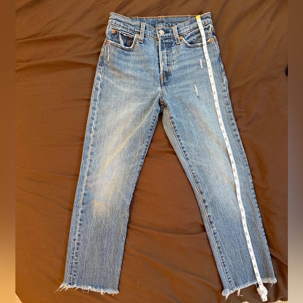 VINTAGE Levi's Distressed Blue Ankle Jeans
